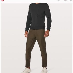 Lululemon Sojourn Crew